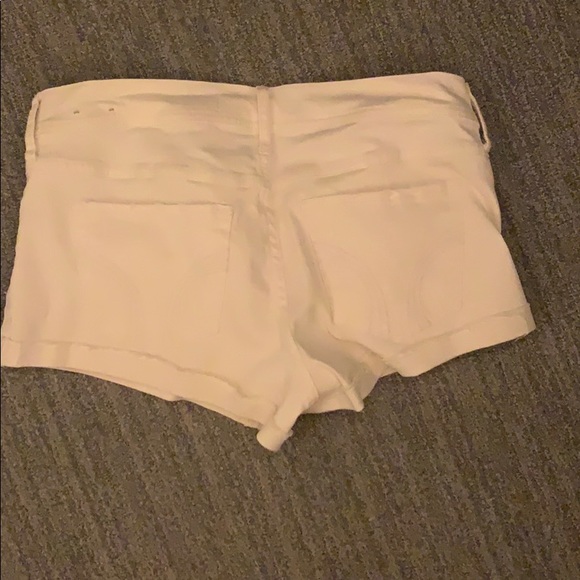 Hollister Short Shorts - Picture 2 of 2